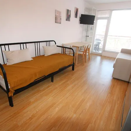 Sunny Day 6 - Menada Apartment *