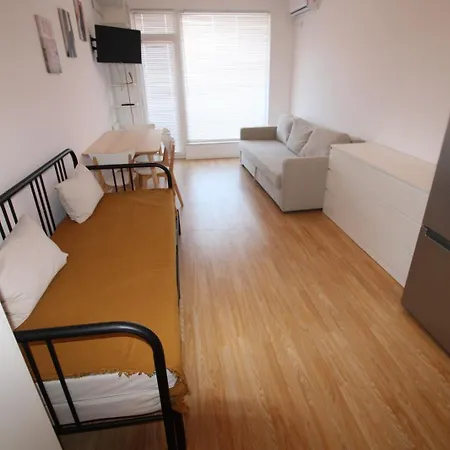 Sunny Day 6 - Menada