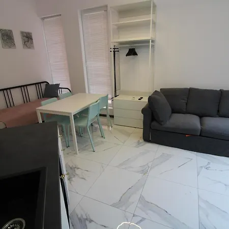 Apartment Sunny Day 6 - Menada