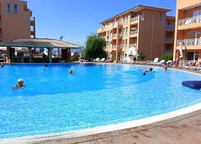 Sunny Day 6 - Menada * Σάνι Μπιτς